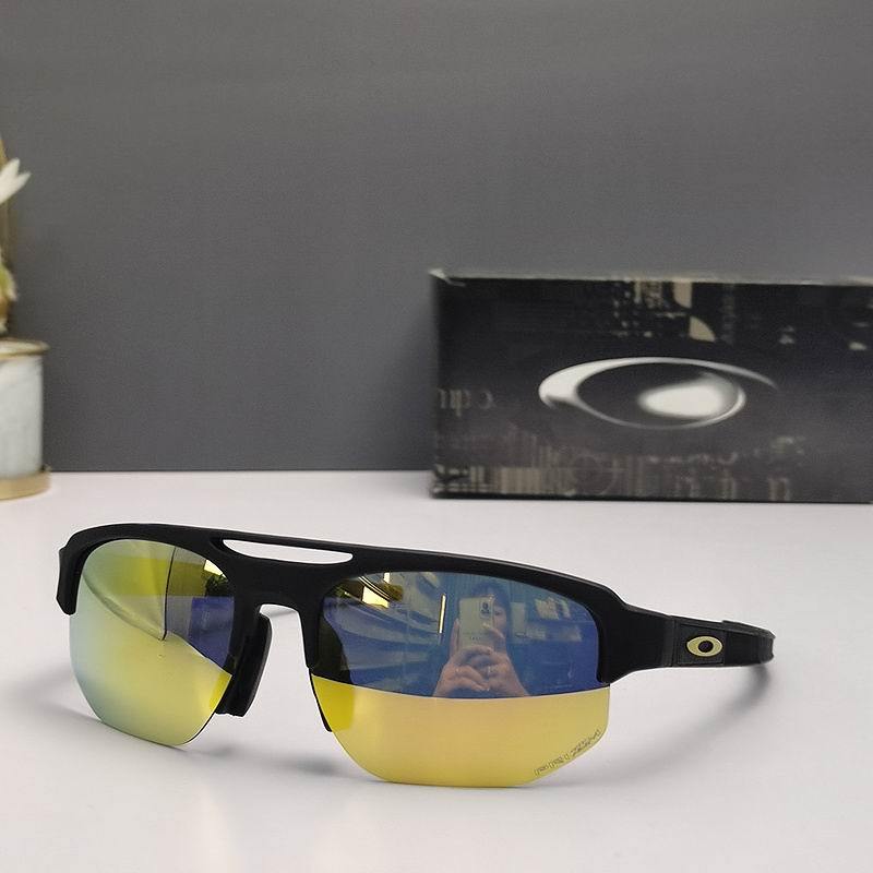 Oakley Sunglasses 176